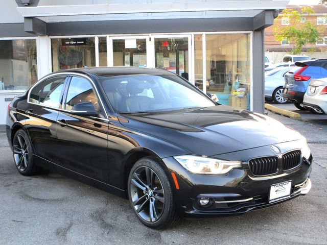 2018 BMW 3 Series 330i xDrive - 23099669 - 6