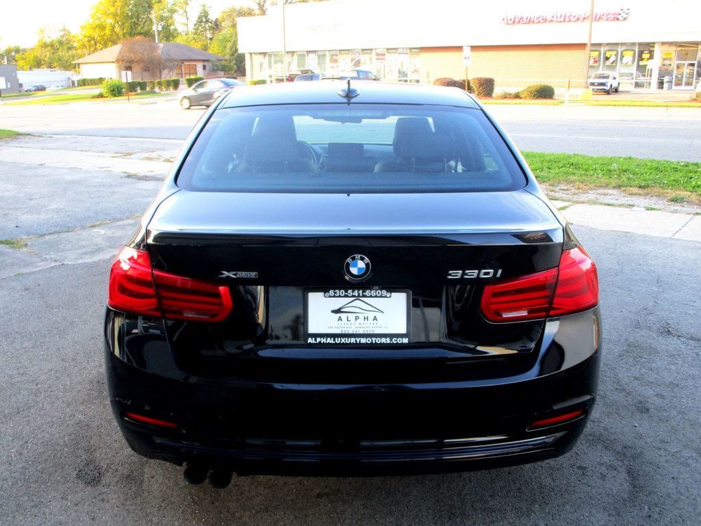 2018 BMW 3 Series 330i xDrive - 23099669 - 8