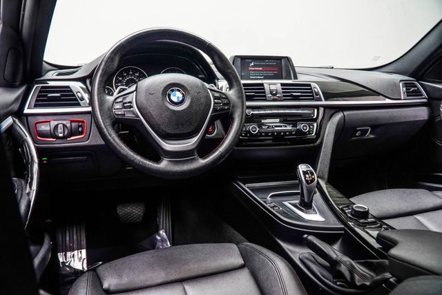 2018 BMW 3 Series 330i xDrive - 23005914 - 13