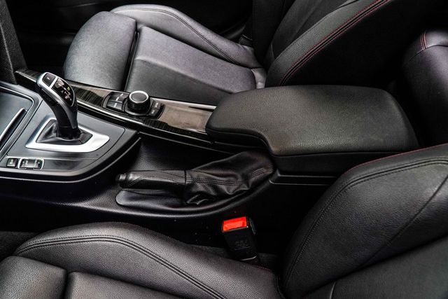 2018 BMW 3 Series 330i xDrive - 23005914 - 17