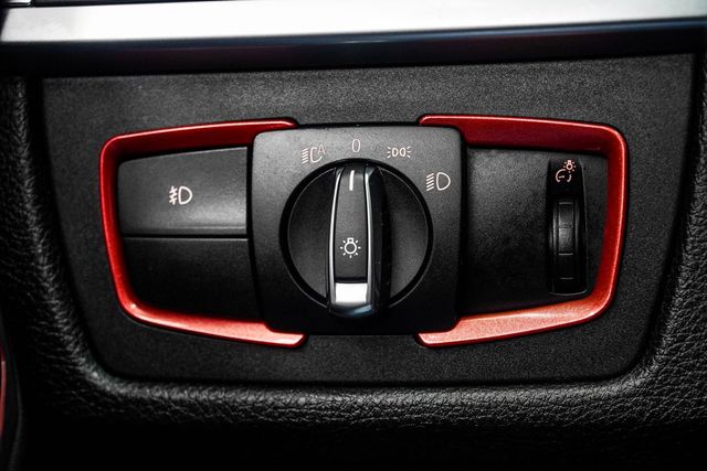 2018 BMW 3 Series 330i xDrive - 23005914 - 28