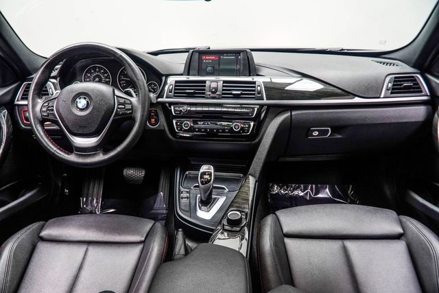 2018 BMW 3 Series 330i xDrive - 23005914 - 4