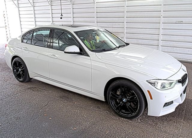2018 BMW 3 Series 330i xDrive - 23037023 - 3