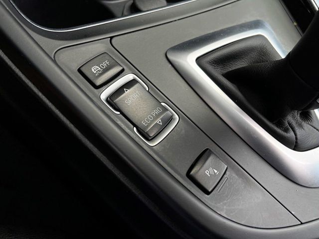 2018 BMW 3 Series 330i xDrive AWD 4dr Sedan - 21459439 - 27