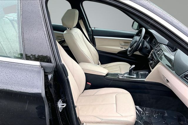 2018 BMW 3 Series 330i xDrive Gran Turismo - 23022510 - 12