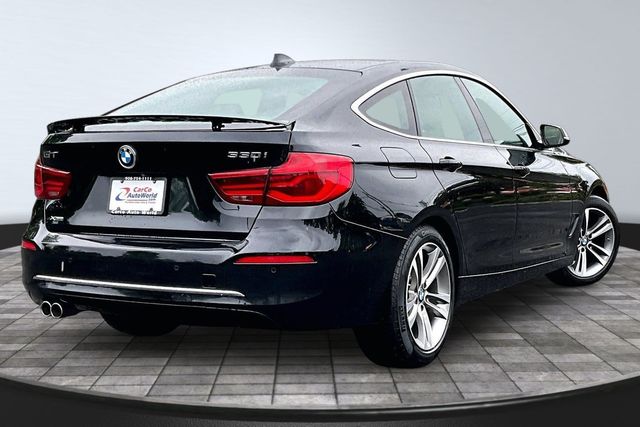2018 BMW 3 Series 330i xDrive Gran Turismo's photo