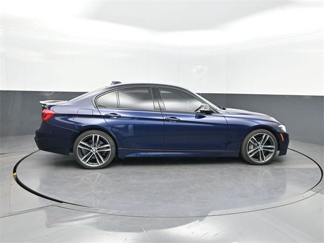 2018 BMW 3 Series 340i - 22934997 - 27