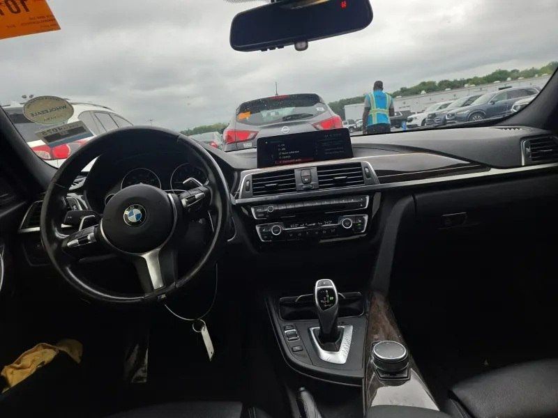 2018 BMW 3 Series 340i - 23055161 - 8