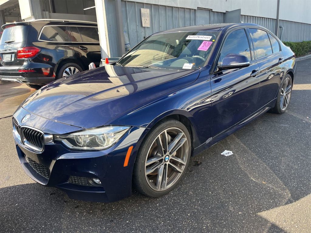 2018 BMW 3 Series 340i - M Sport Sedan - 22959000 | Video 1