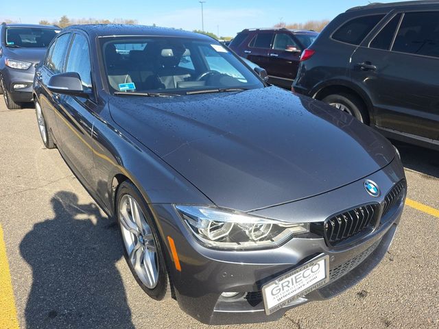 2018 BMW 3 Series 340i xDrive - 23019438 - 3