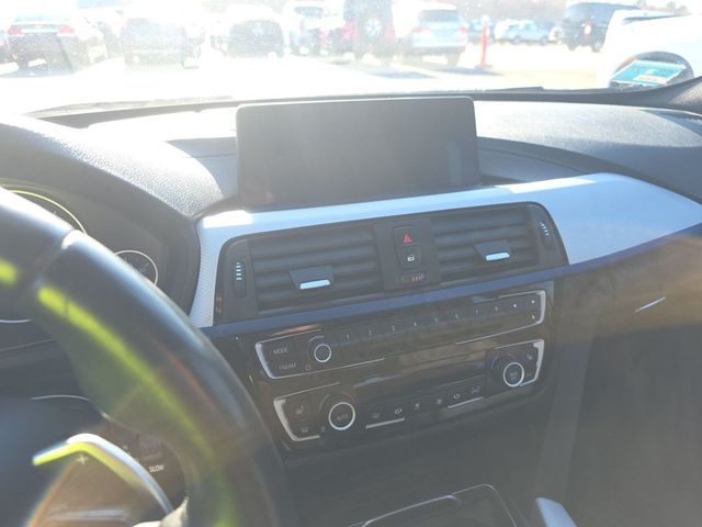 2018 BMW 3 Series 340i xDrive - 23019438 - 8