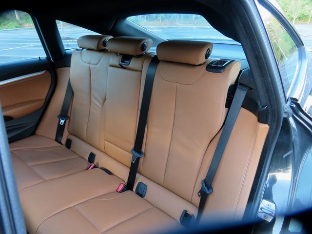 2018 BMW 3 Series 340i xDrive Gran Turismo - 23012996 - 37