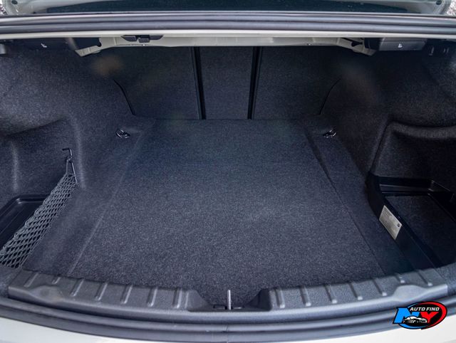 2018 BMW 3 Series CLEAN CARFAX, 330i, xDRIVE, SOUTH AFRICA, SUNROOF, NAVIGATION - 23002942 - 11