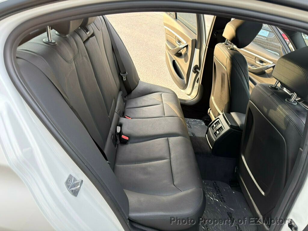 2018 BMW 3 Series ONE OWNER--67385 KM!! CERTIFIED! - 23016539 - 14