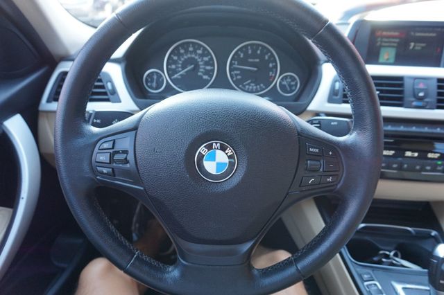 2018 BMW 3 Series ONE OWNER, SUPER LOW MILES, PREMIUM PKG, BACKUP CAMERA - 23091080 - 23