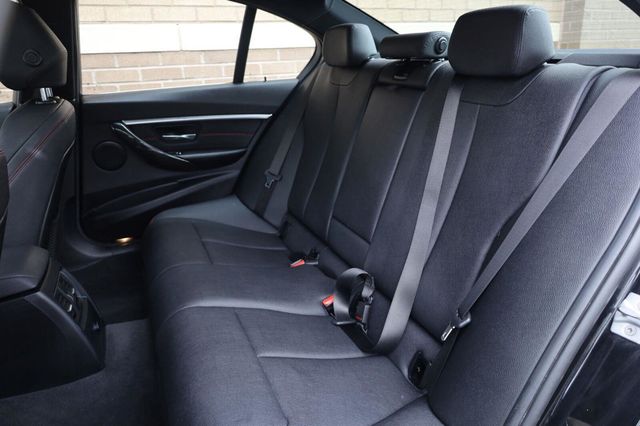 2018 BMW 3-Series 330i - 23055966 - 17