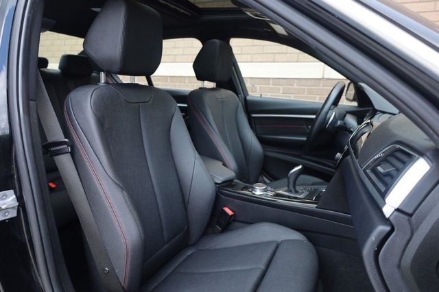 2018 BMW 3-Series 330i - 23055966 - 23