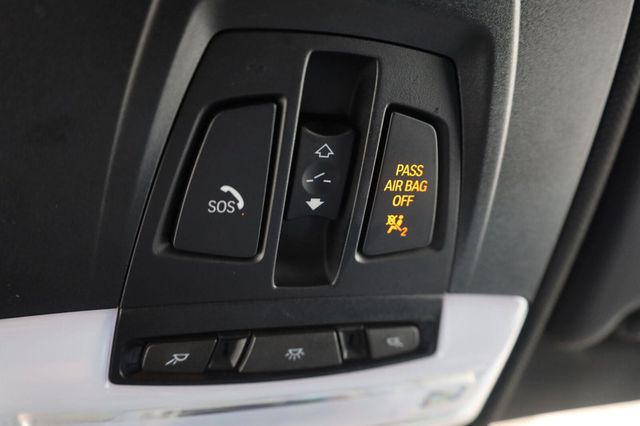 2018 BMW 3-Series 330i - 23055966 - 31