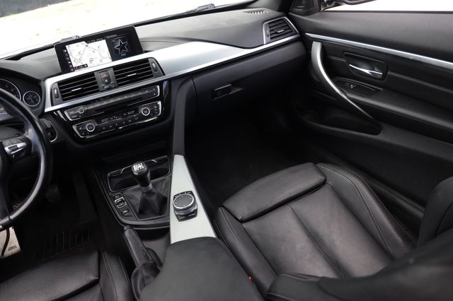 2018 BMW 4 Series 440i Coupe - Manual  - 23072588 - 24