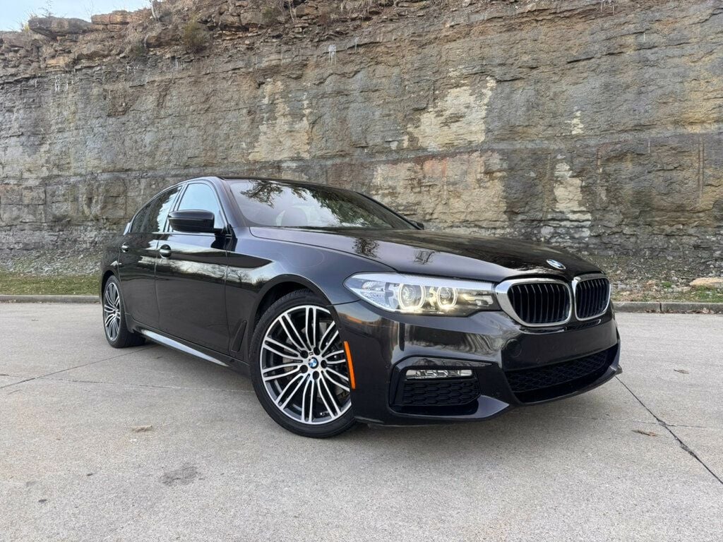 2018 BMW 5 Series 2018 BMW 5 SERIES 530I W/ M SPORT PACKAGE - 22775865 - 1