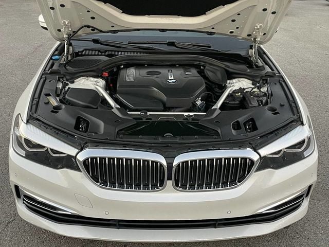 2018 BMW 5 Series 2018 BMW 5-SERIES SEDAN 530i LUXURY PKG BEST-DEAL 615-730-9991 - 22636677 - 25