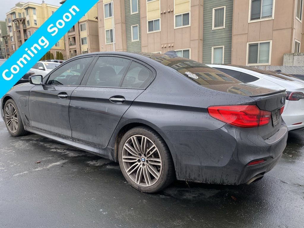 2018 BMW 5 Series 530e iPerformance Plug-In Hybrid - 22772953 - 3