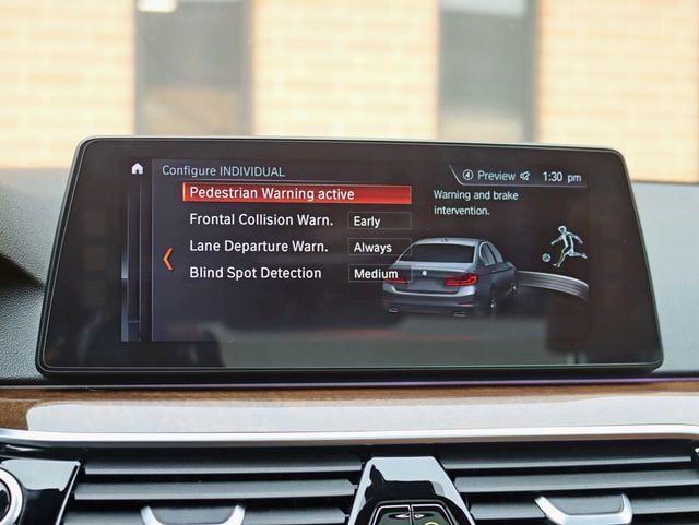 2018 BMW 5 Series 530e xDrive iPerformance Plug-In Hybrid - 22958222 - 18