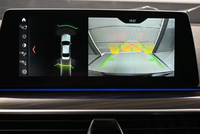 2018 BMW 5 Series 530e xDrive iPerformance Plug-In Hybrid - 23074785 - 15