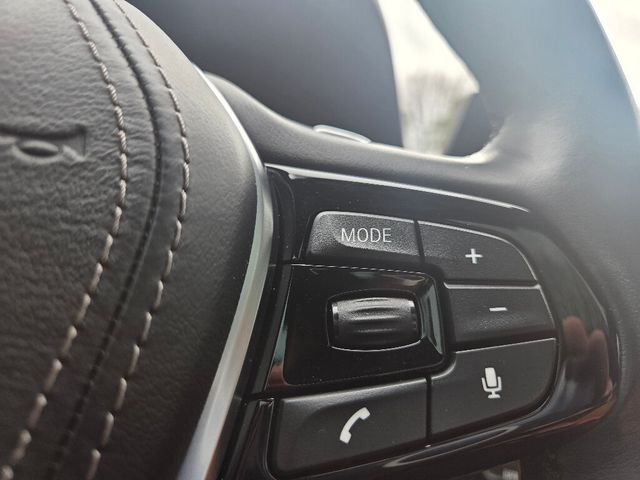 2018 BMW 5 Series 530e xDrive iPerformance Plug-In Hybrid - 22962453 - 20