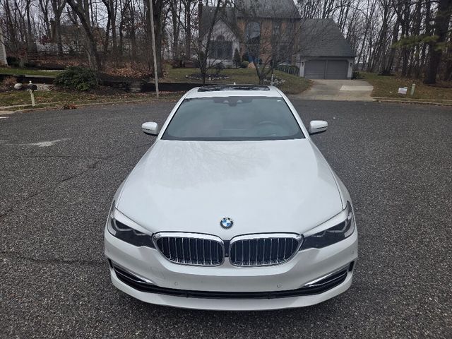 2018 BMW 5 Series 530e xDrive iPerformance Plug-In Hybrid - 22962453 - 6