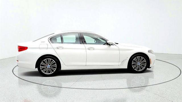 2018 BMW 5 Series 530e xDrive iPerformance Plug-In Hybrid w/ Luxury Pkg - 23079276 - 3
