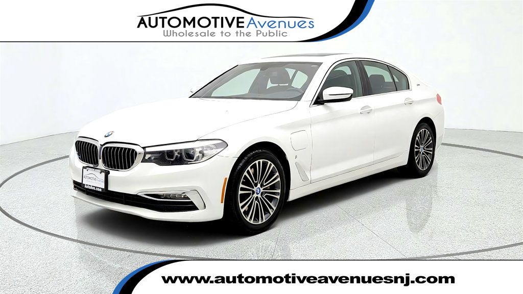 2018 BMW 5 Series 530e xDrive iPerformance Plug-In Hybrid w/ Luxury Pkg - 23079276 | Video 1