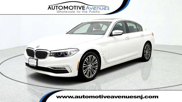 2018 BMW 5 Series 530e xDrive iPerformance Plug-In Hybrid w/ Luxury Pkg - 23079276 - 0