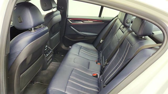 2018 BMW 5 Series 530e xDrive iPerformance Plug-In Hybrid w/ Luxury Pkg - 23079276 - 20