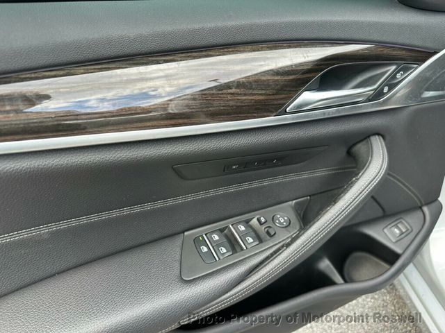 2018 BMW 5 Series 530i - 22921096 - 9
