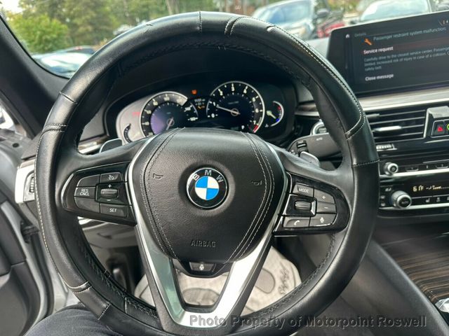 2018 BMW 5 Series 530i - 22921096 - 12