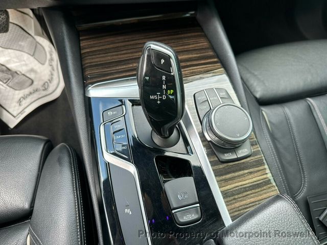 2018 BMW 5 Series 530i - 22921096 - 15