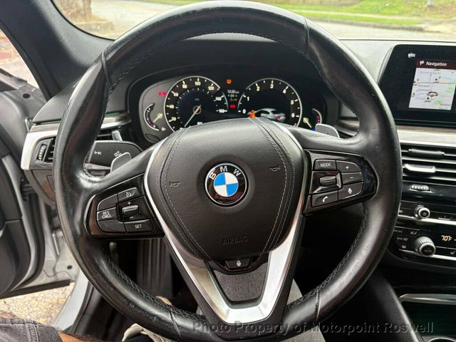 2018 BMW 5 Series 530i - 23025895 - 9