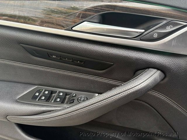 2018 BMW 5 Series 530i - 23025895 - 14