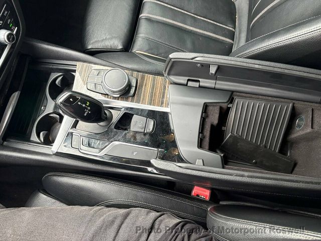 2018 BMW 5 Series 530i - 23025895 - 17