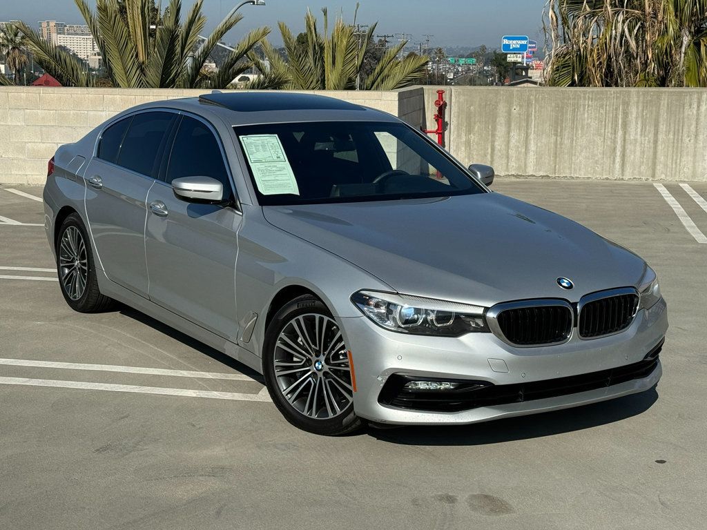 2018 BMW 5 Series 530i - 22686936 - 3