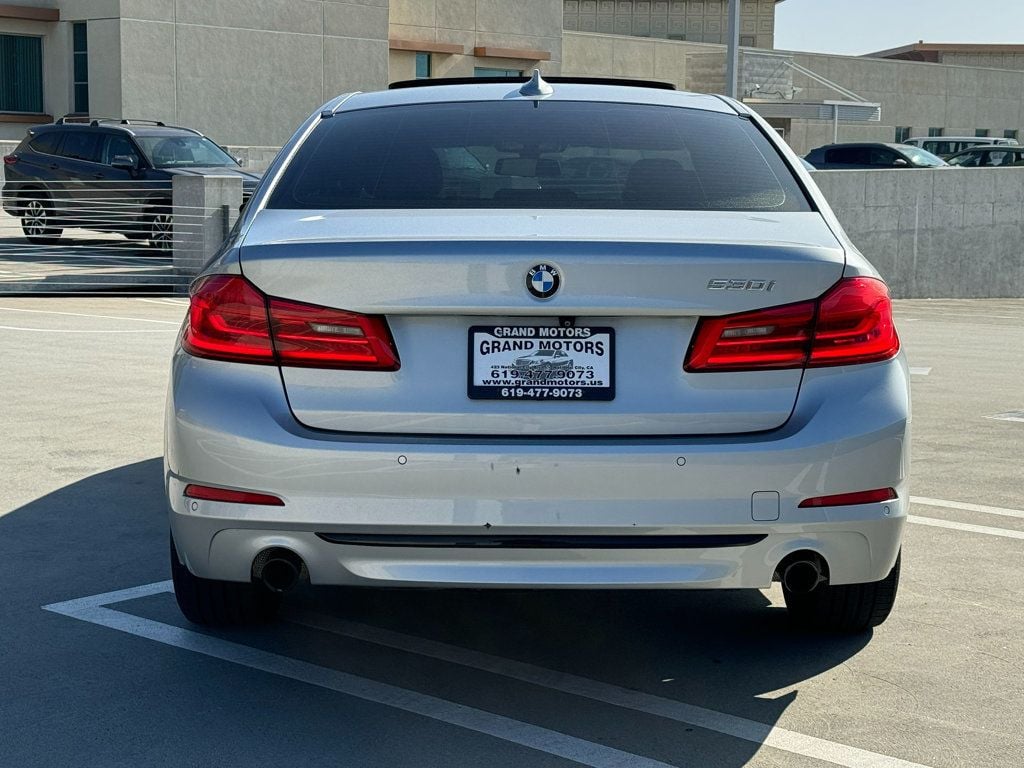 2018 BMW 5 Series 530i - 22686936 - 8