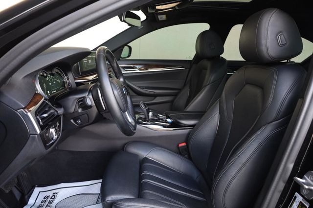 2018 BMW 5 Series 530i - 23045919 - 12