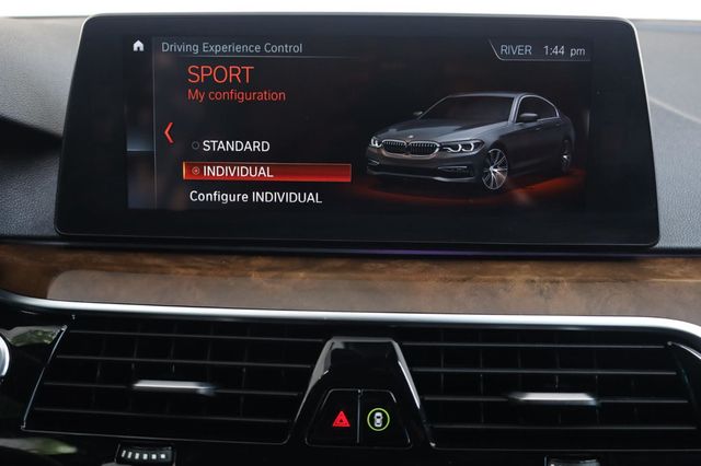 2018 BMW 5 Series 530i - 23045919 - 43