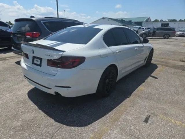 2018 BMW 5 Series 530i - 23072355 - 2