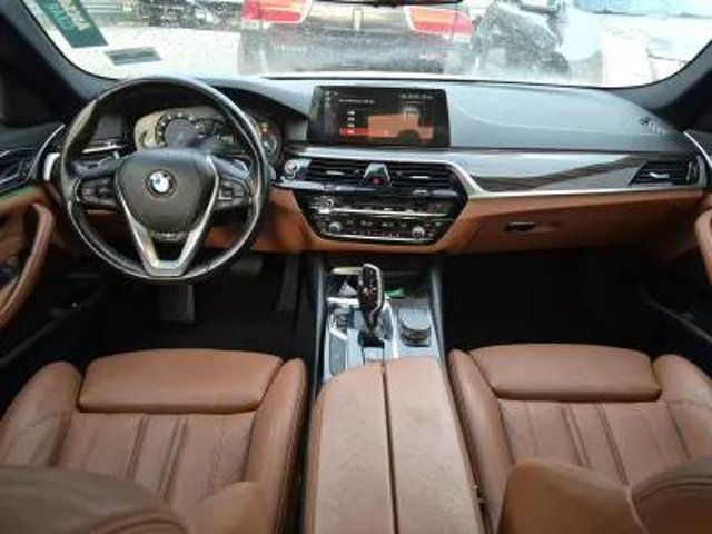 2018 BMW 5 Series 530i - 23093476 - 4