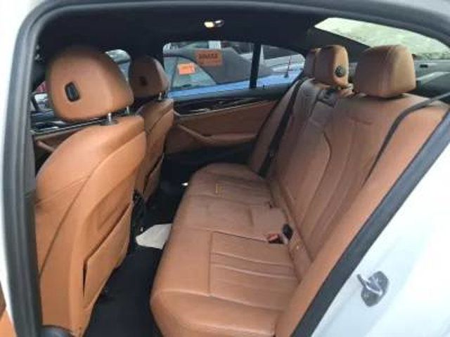 2018 BMW 5 Series 530i - 23093476 - 6