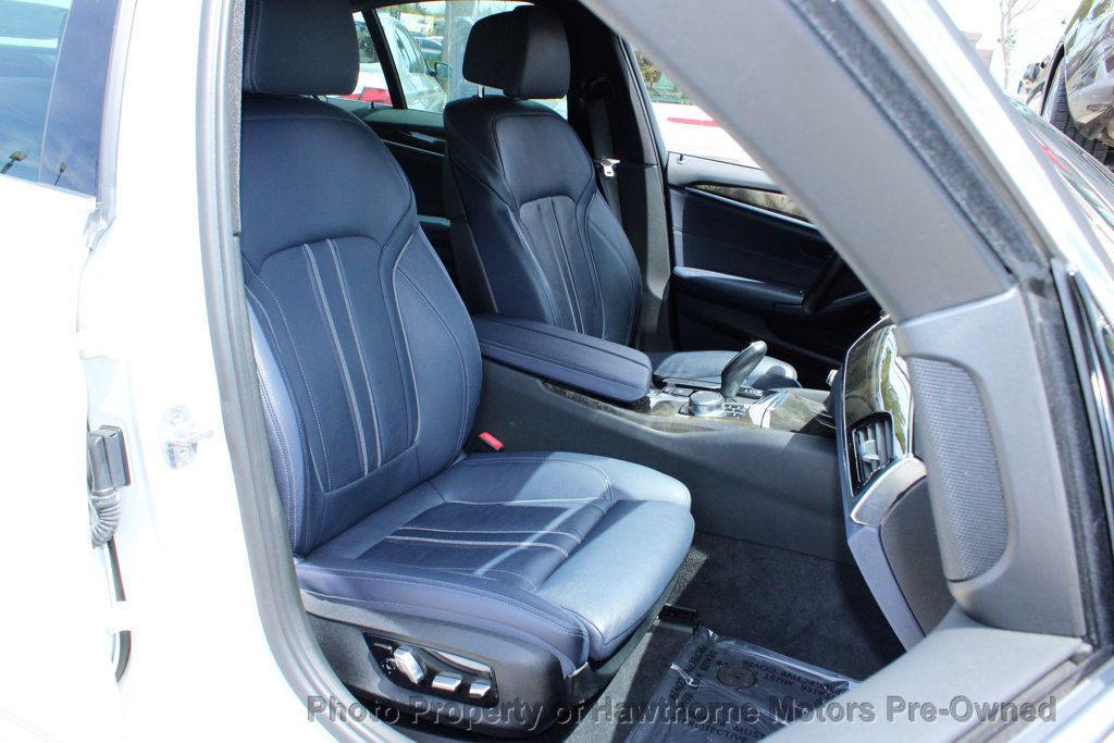 2018 BMW 5 Series 530i - 23067678 - 10