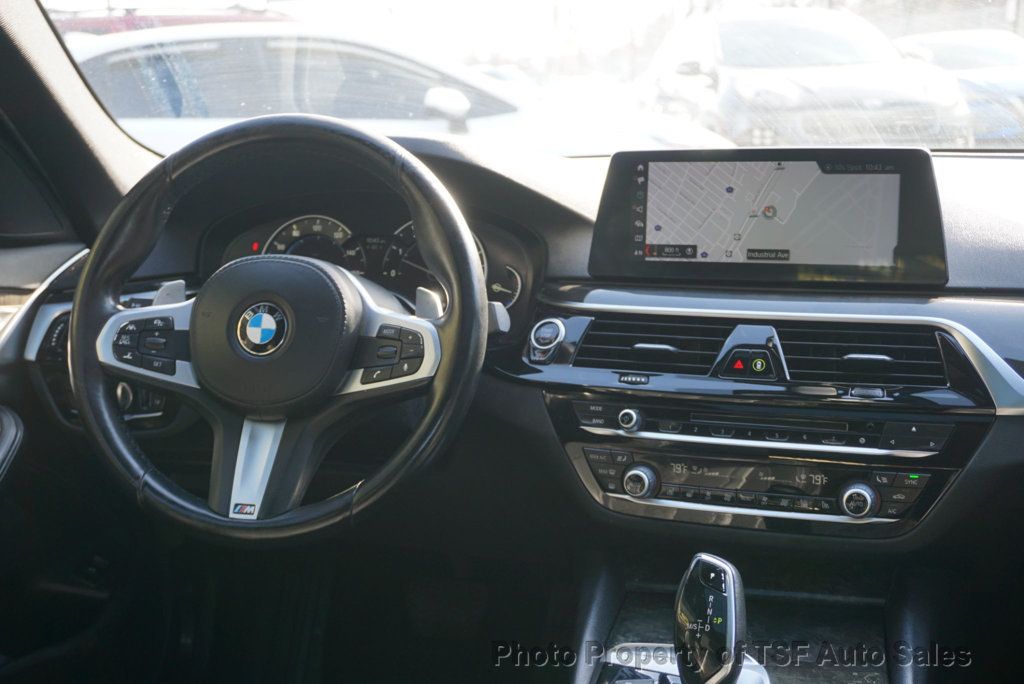 2018 BMW 5 Series 530i - 22975378 - 15