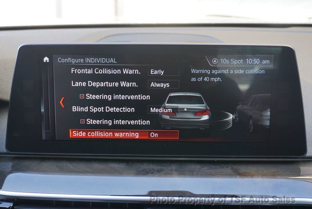 2018 BMW 5 Series 530i - 22975378 - 24